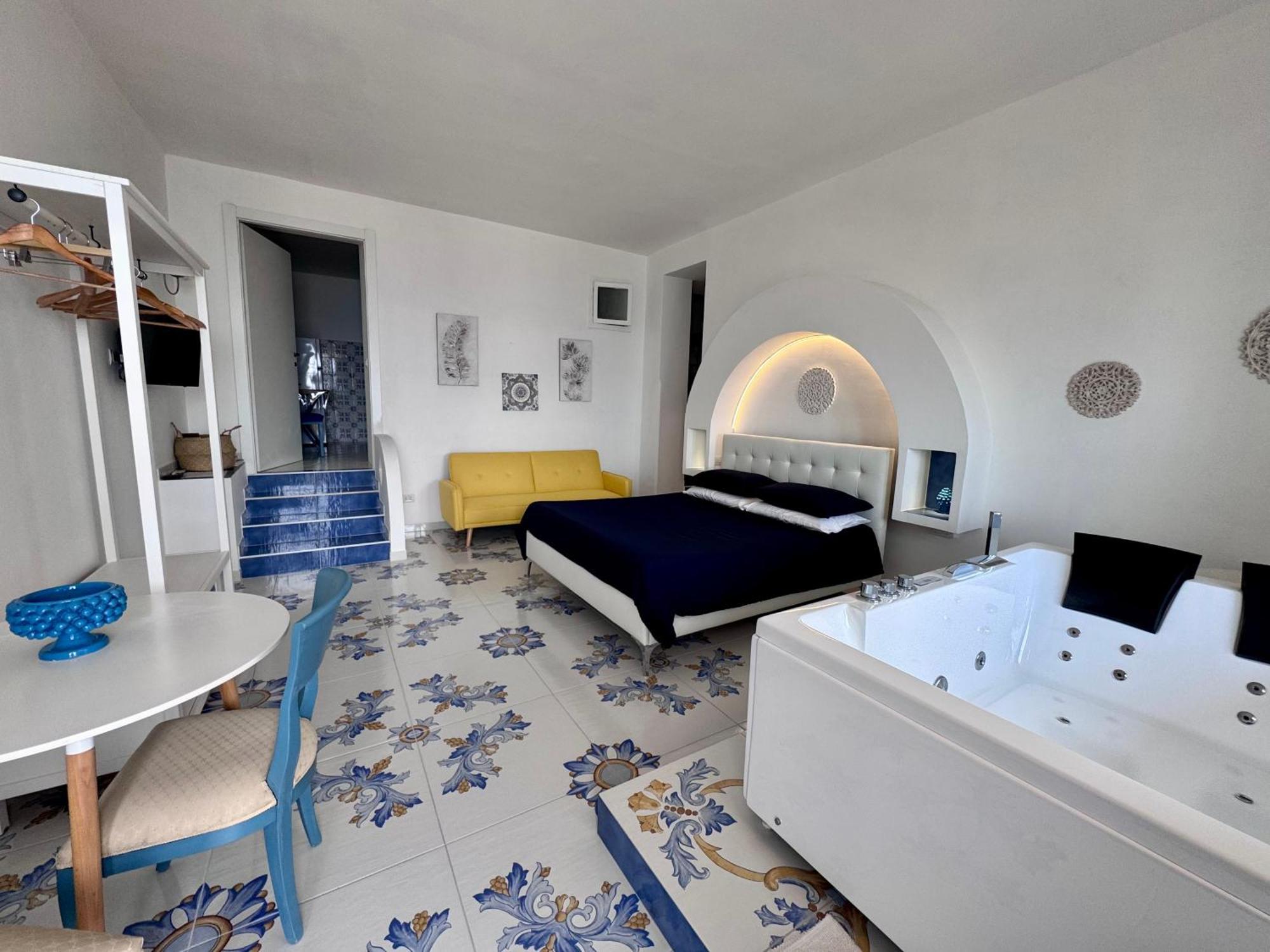 Il Profumo Dei Fiori Apartment Praiano Bagian luar foto